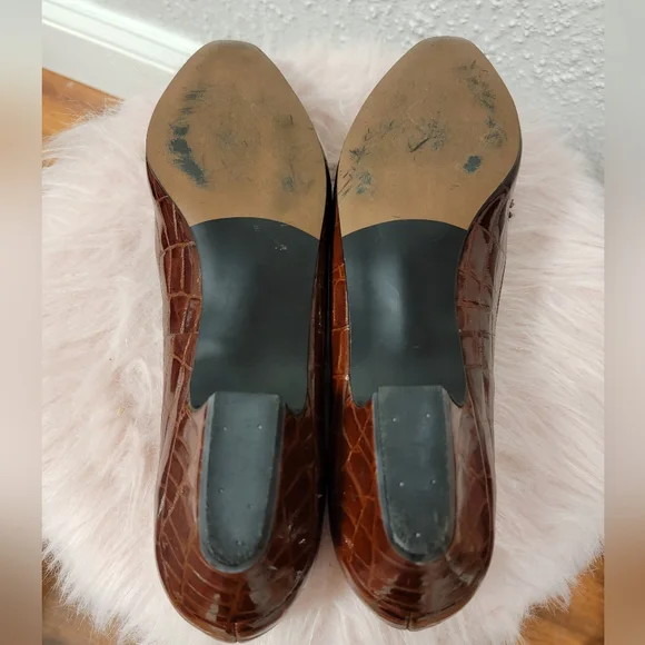 Shelby - Women's Brown Loafers with Tassle - Picture 8 of 10